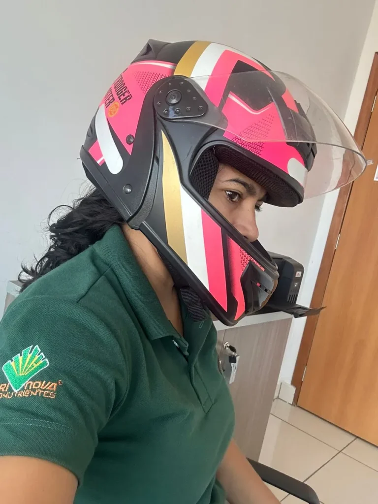 capacete stronger faster aprovado pelos clientes